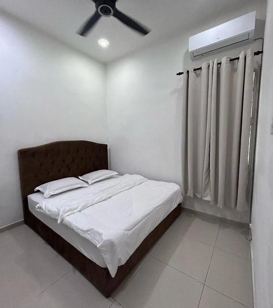 Naura Homes Penang Bayan Lepas 0*,