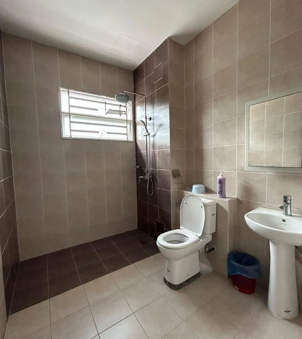 Naura Homes Penang Bayan Lepas 0*,